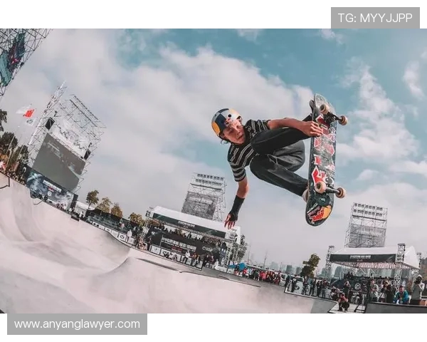 滑板战术解析：杭州滑板队如何运用包夹体系提升竞技水平