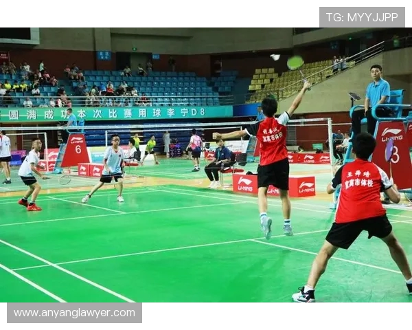 羽毛球逆袭之路：成都羽毛球队拼搏与荣耀的真实故事